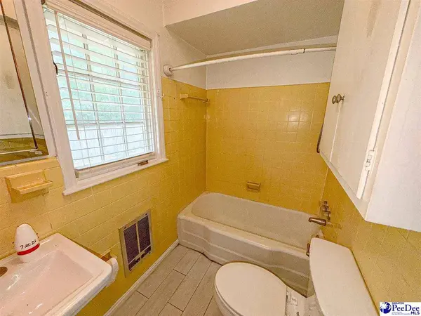 302 Sliding Hill Rd, Cheraw, SC 29520