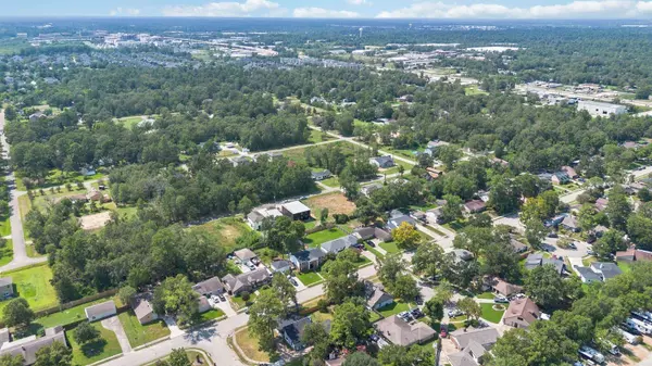 17129 Sprawling Oaks DR, Conroe, TX 77385