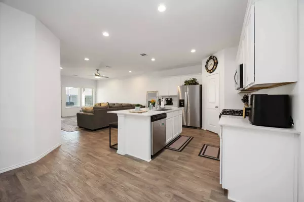 20006 Epirus Shores DR, Hockley, TX 77447