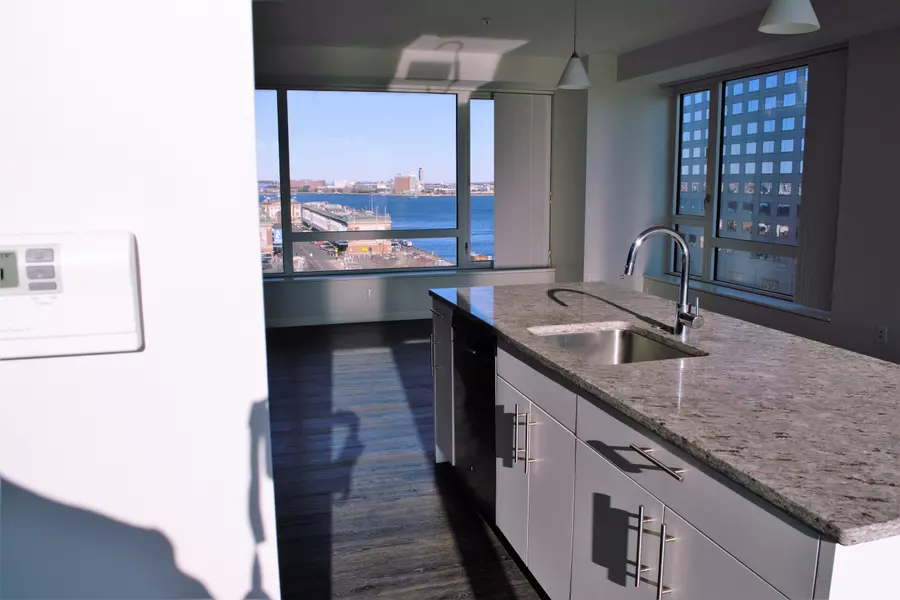 505 Congress St #1601, Boston, MA 02210-2902