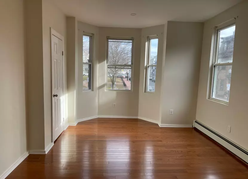 75 Putnam St #1, East Boston, MA 02128-4829