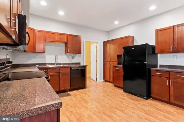 687 STATE ST, Lemoyne, PA 17043