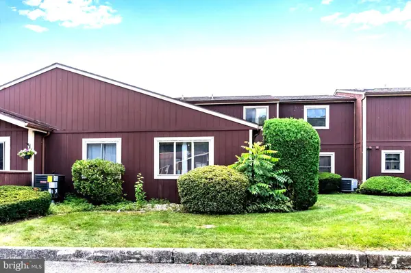 834 LEE LN, Enola, PA 17025