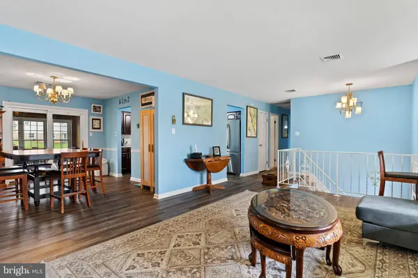 421 LIMESTONE RD, Carlisle, PA 17015