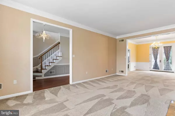 56 DEVONSHIRE SQ, Mechanicsburg, PA 17050