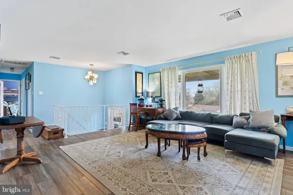 421 LIMESTONE RD, Carlisle, PA 17015