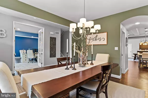 528 SHAW ST, Mechanicsburg, PA 17050