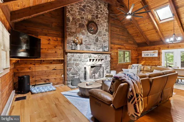 11644 CHESTER LN, Huntingdon, PA 16652