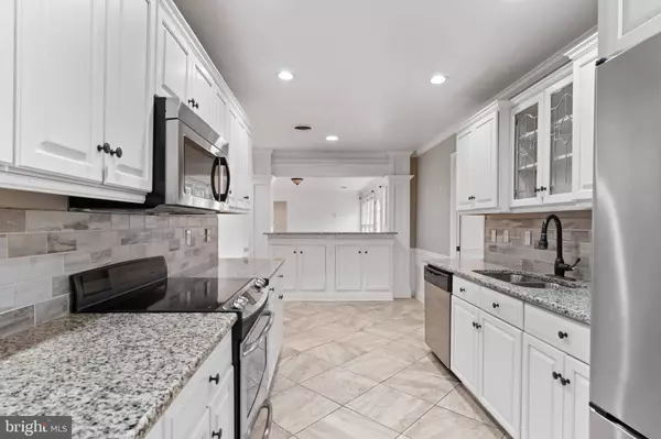 41 DEVONSHIRE SQ, Mechanicsburg, PA 17050