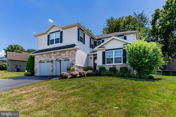 15 WARGO, Dillsburg, PA 17019