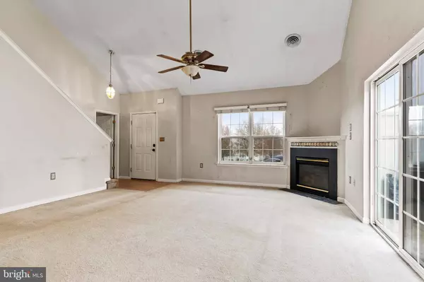 75 COURTYARD DR, Carlisle, PA 17013