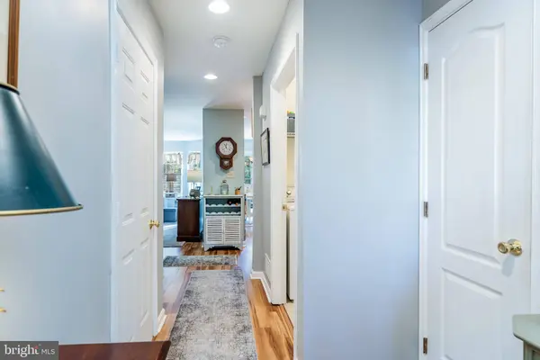 3463 CHESTNUT ST, Camp Hill, PA 17011