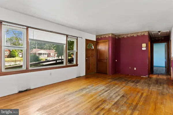 351 LOWTHER ST, Lemoyne, PA 17043