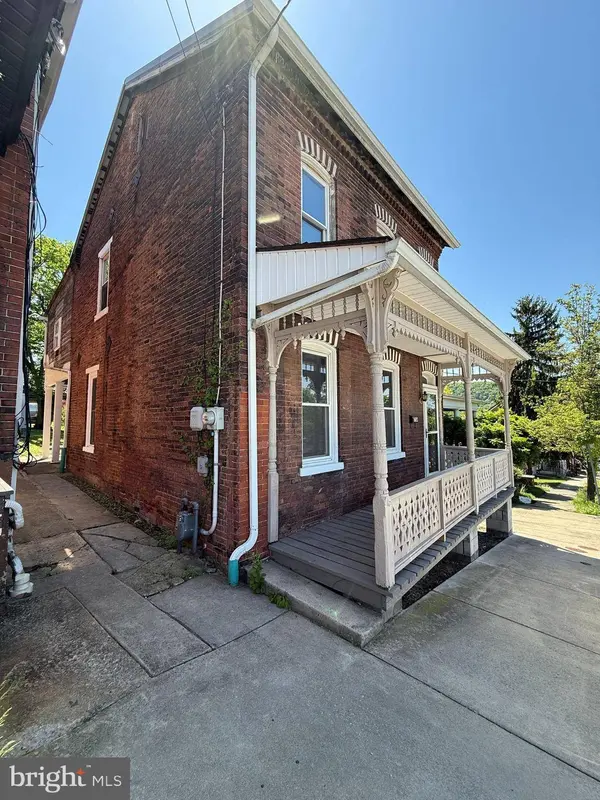 704 5TH ST, Huntingdon, PA 16652