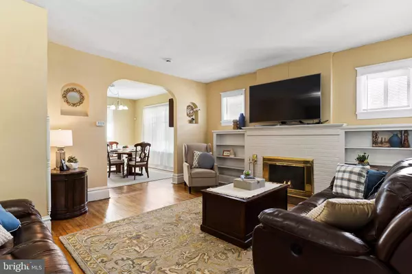 3109 CHESTNUT ST, Camp Hill, PA 17011