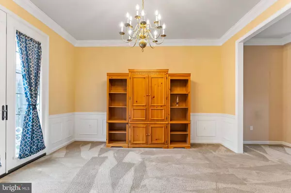 56 DEVONSHIRE SQ, Mechanicsburg, PA 17050