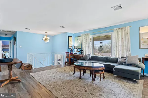 421 LIMESTONE RD, Carlisle, PA 17015