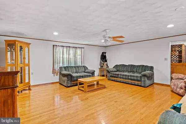 21429 BUCK TRL, Shade Gap, PA 17255