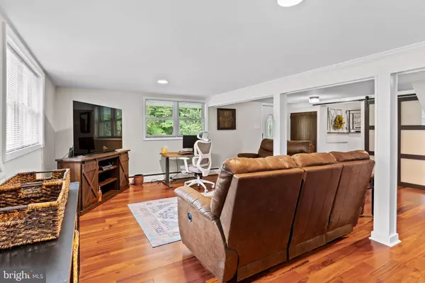 407 WILTON ST, Harrisburg, PA 17109