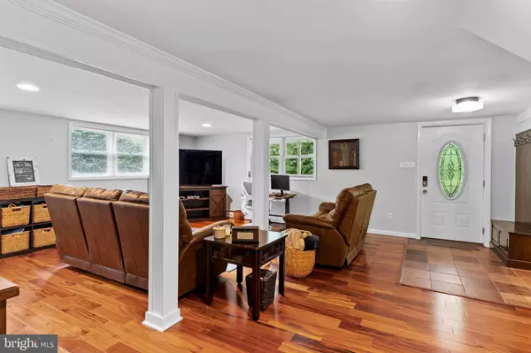 407 WILTON ST, Harrisburg, PA 17109