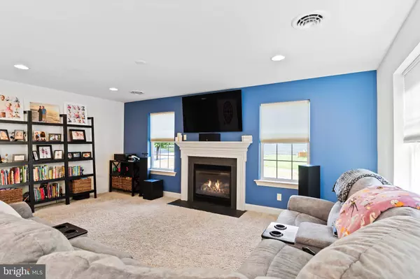 15 WARGO, Dillsburg, PA 17019