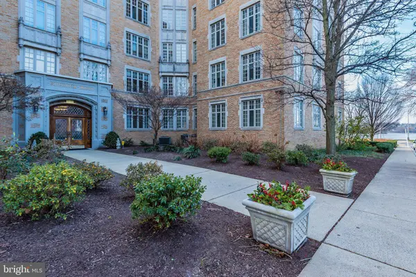 1525 N FRONT ST #213, Harrisburg, PA 17102