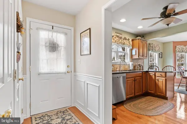 6332 MERCURY DR, Mechanicsburg, PA 17050