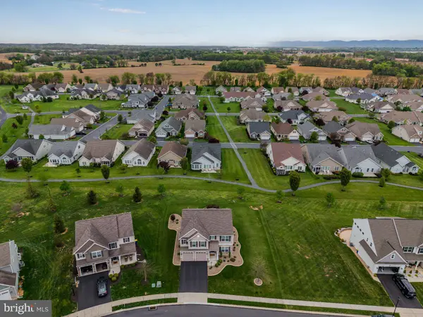 50 DANBURY DR, Mechanicsburg, PA 17050