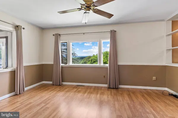 9336 CHERRY HILL DR, Hustontown, PA 17229