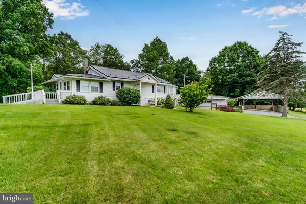 9336 CHERRY HILL DR, Hustontown, PA 17229