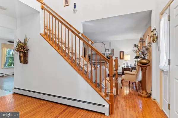 19137 OUR VIEW DR, Three Springs, PA 17264
