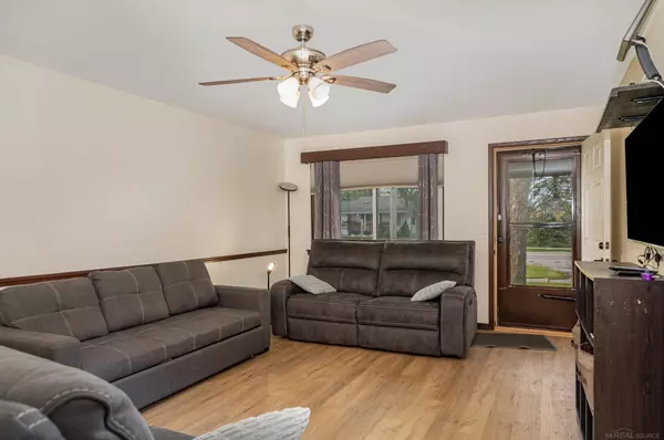 3044 Carla Drive, Carrollton, MI 48604