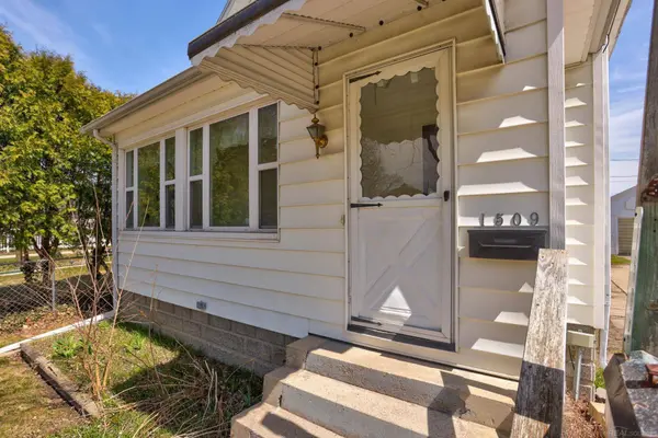 1509 S Grant Street, Bay City, MI 48708