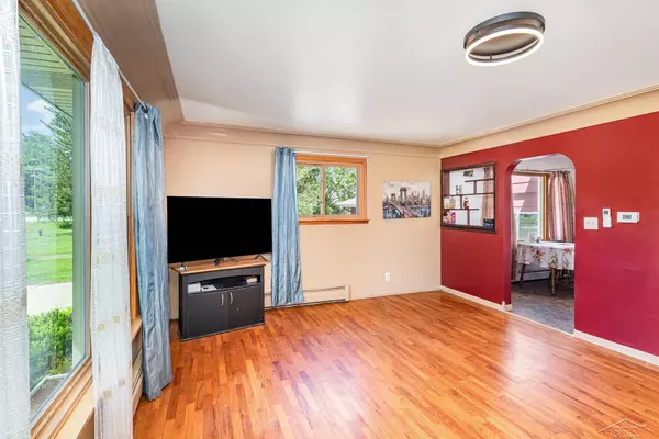 11420 Lakefield Road, Saint Charles, MI 48655