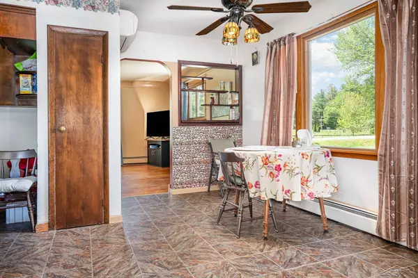 11420 Lakefield Road, Saint Charles, MI 48655