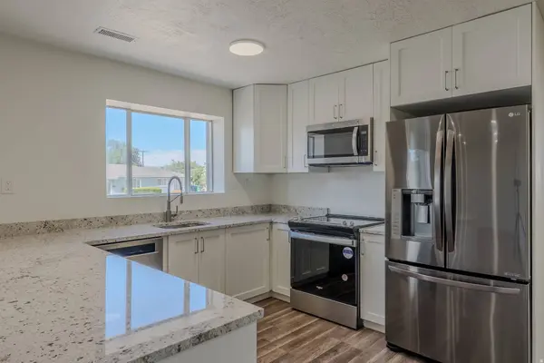 4775 W 4865 ST S, Kearns, UT 84118