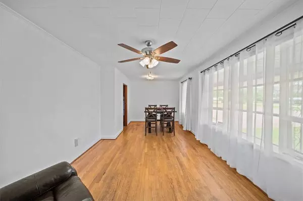 210 Chiefs LN, Westminster, SC 29693