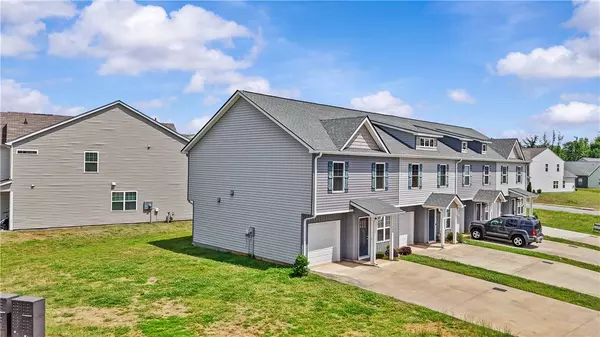 406 Bee Cove WAY, Pendleton, SC 29670