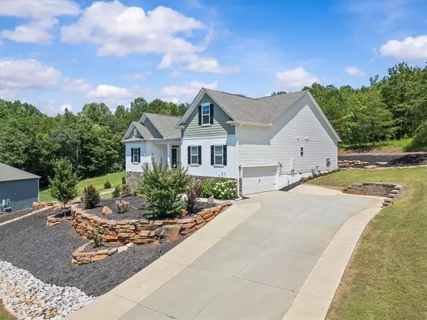 434 Twin View DR, Westminster, SC 29693
