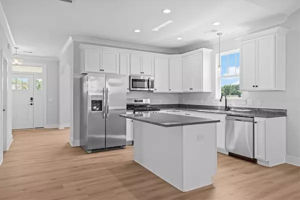 508 Broad Creek CT, Seneca, SC 29678