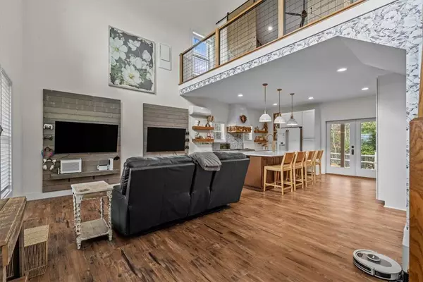 1120 Singleton RD, Westminster, SC 29693