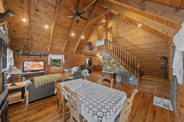 131 Rodeo DR, Seneca, SC 29678