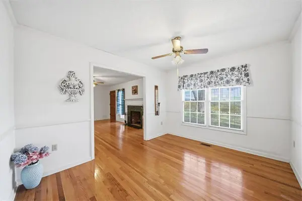 98 Mountain View DR, Walhalla, SC 29691