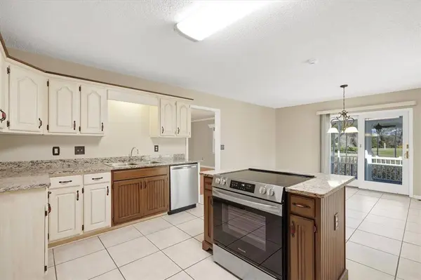 436 Cane Creek Landing RD, Seneca, SC 29672