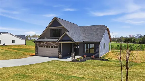 186 Refuge Church RD, Central, SC 29630