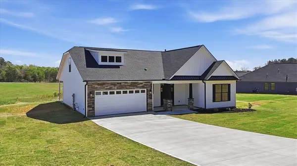 190 Refuge Church RD, Central, SC 29630