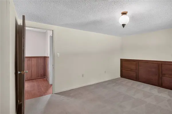 801 Longforest DR, Seneca, SC 29672