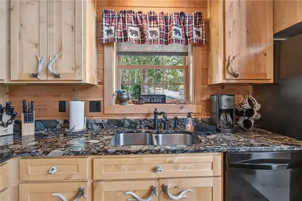 213 Serenity Bay DR, Seneca, SC 29672