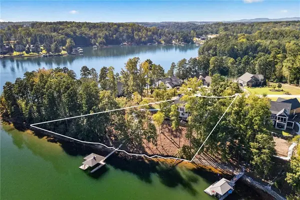 771 Sunset Cove DR, West Union, SC 29696