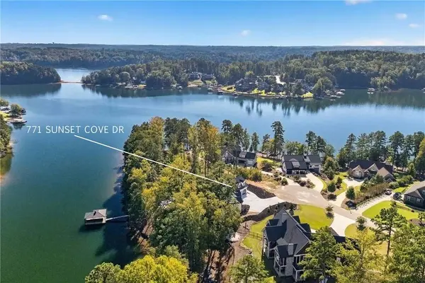771 Sunset Cove DR, West Union, SC 29696